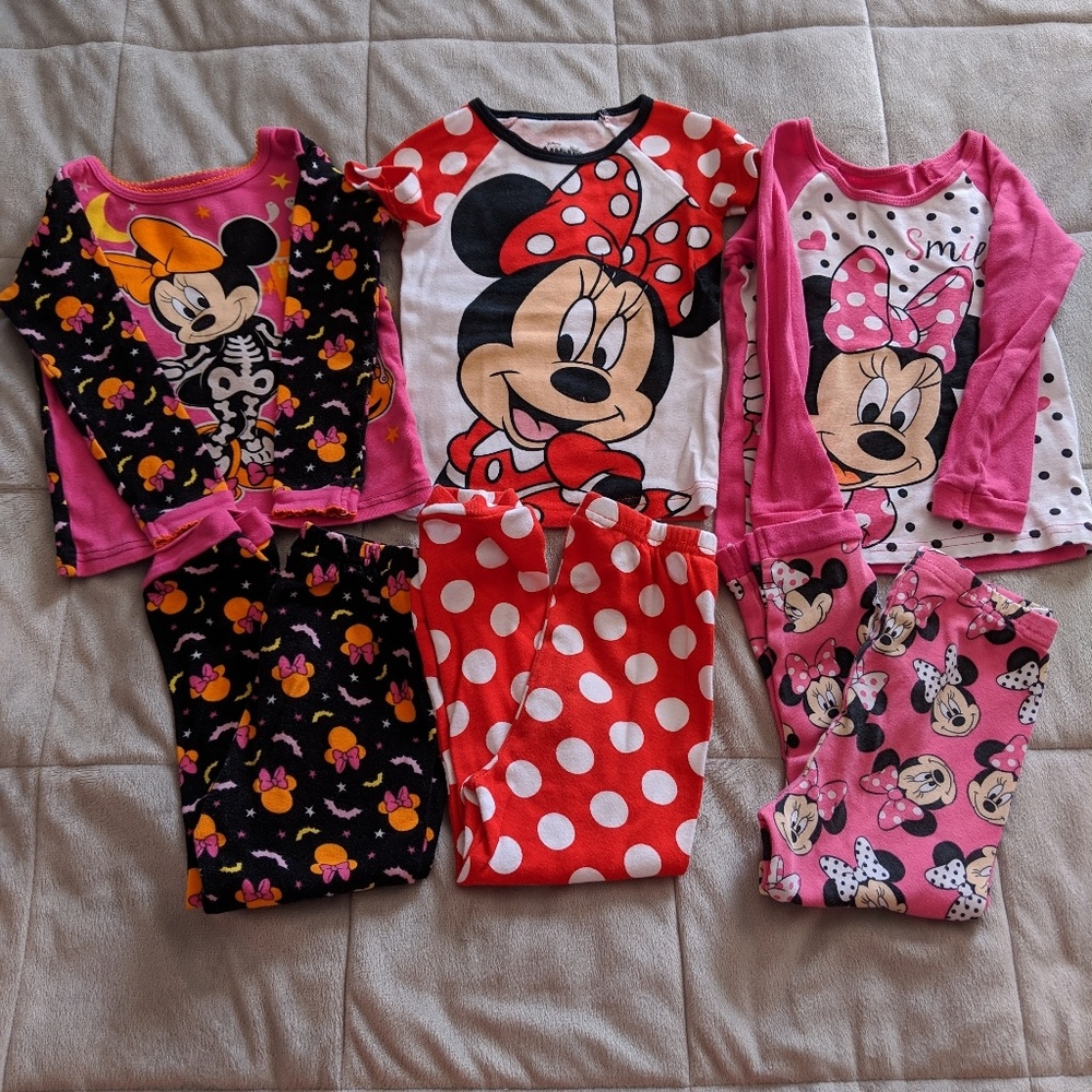 Girls Minnie Mouse Pajama Set bundle 4T